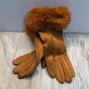 Elegant brown Fur-Trimmed Women's Gloves